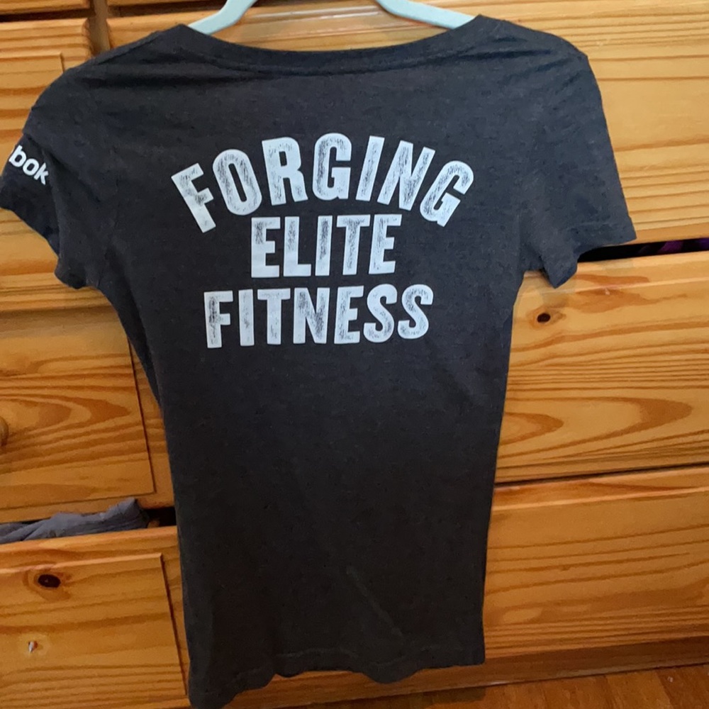 Crossfit v neck tee Reebok - Picture 2 of 6